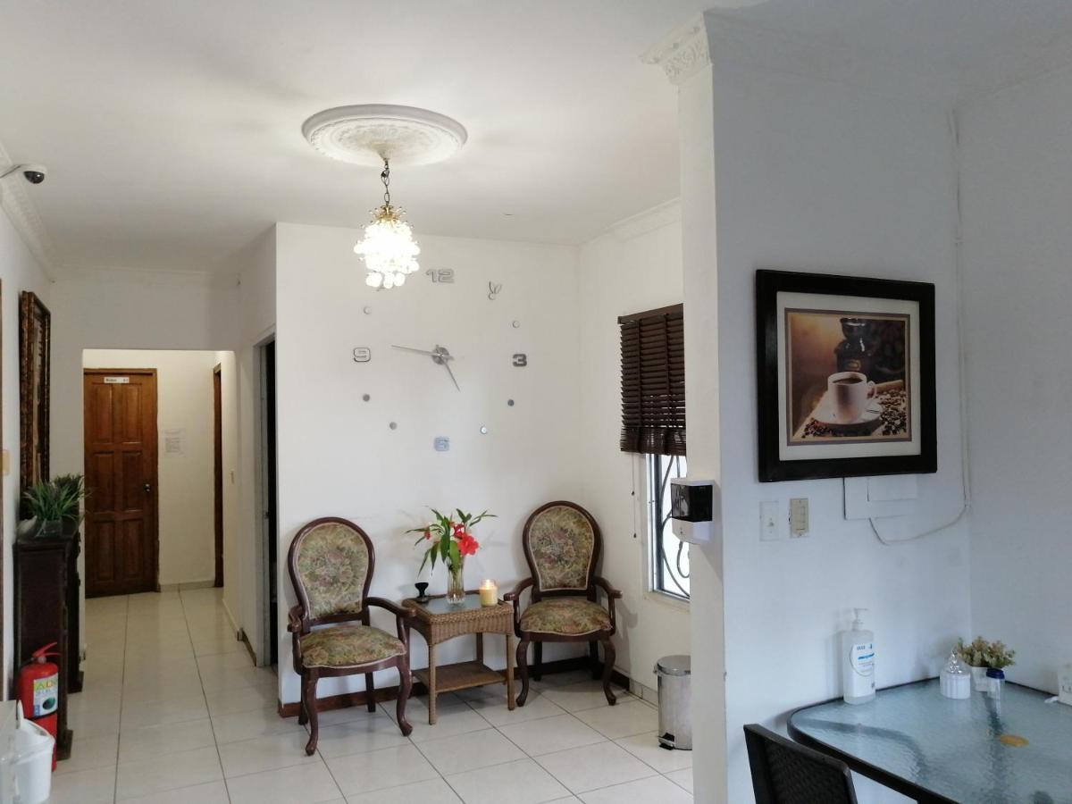 Hostal Compostela Inn David Esterno foto
